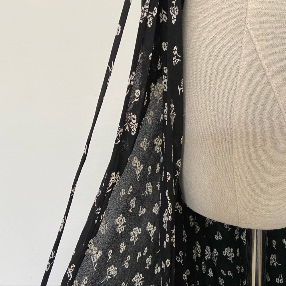 Rare REFORMATION Jaz Wrap Dress Black Size XS - Picture 11 of 13